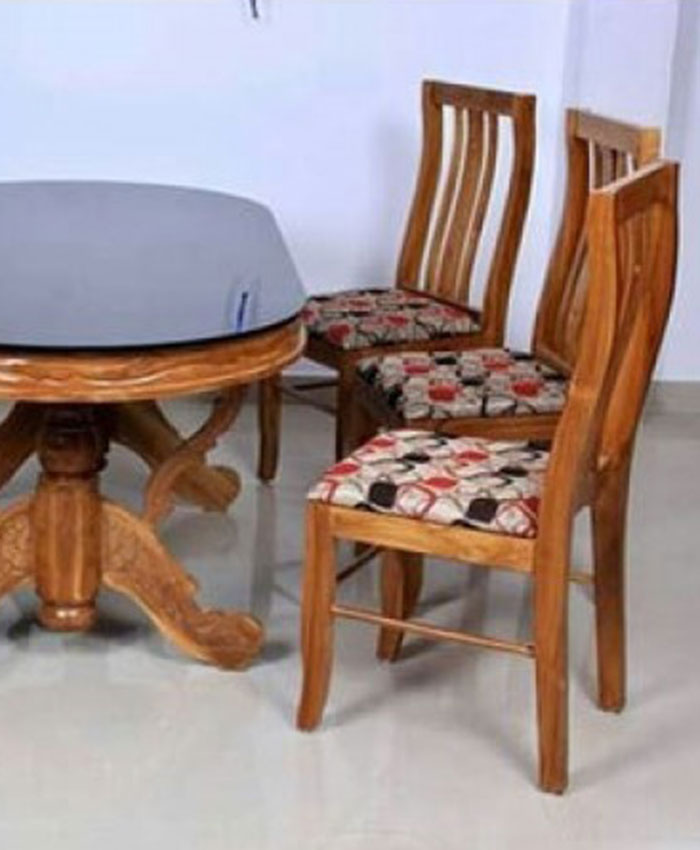 Oval Six seater Table with 6 Chairs